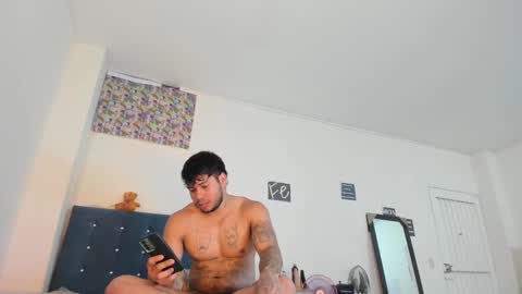 Snapshot of damonxxx1 chatting on 25, 1, 2025 Damon online show from 25, 1, 2025