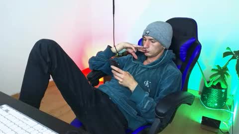 Dan and Noah online show from 30, 11, 2025