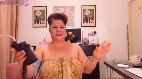 Snapshot of danahot4u chatting on 22, 7, 2026 dana online show from 22, 7, 2026