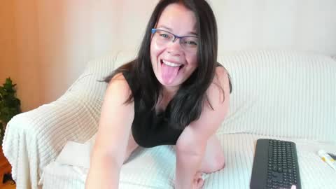 Snapshot of danajhonson chatting on 25, 4, 2026 danajhonson online show from 25, 4, 2026