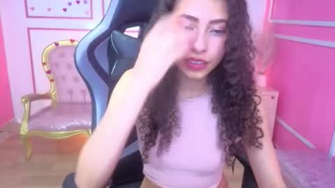 Danatella  online show from 17, 12, 2025