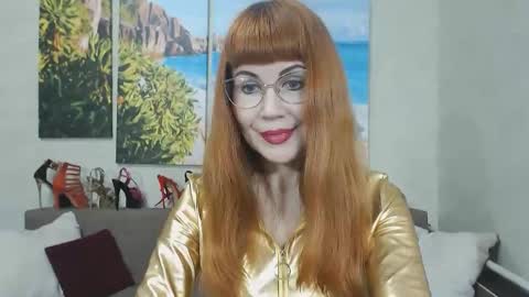 Snapshot of danceglory chatting on 13, 5, 2026 Danceglory online show from 13, 5, 2026