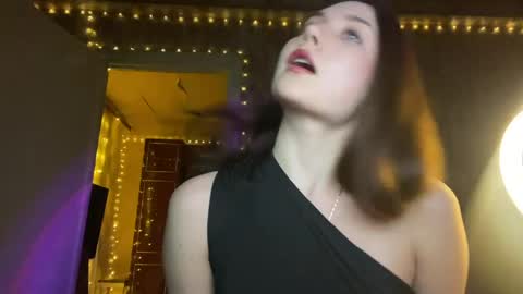 dangerous_softness online show from 23, 4, 2026