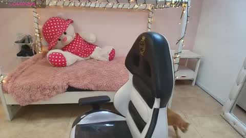 Snapshot of dani_clark_ chatting on 17, 2, 2025 Dani online show from 17, 2, 2025