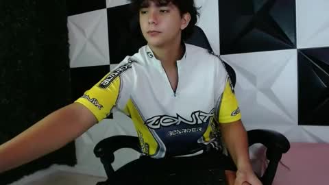 dani_cumboy online show from 19, 12, 2024