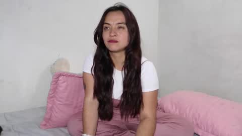 Snapshot of dani_widow chatting on 8, 1, 2025 dani_widow online show from 8, 1, 2025