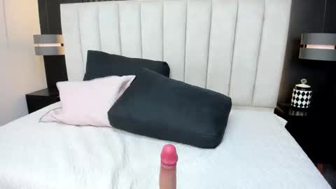 Snapshot of dania_moore_ chatting on 13, 2, 2026 JANE online show from 13, 2, 2026