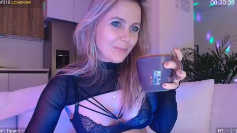 Snapshot of daniangel_web chatting on 22, 5, 2026 daniangel_web online show from 22, 5, 2026