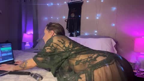 Dani Dragon online show from 15, 1, 2025