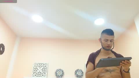 Snapshot of daniel_cohen chatting on 11, 1, 2025 daniel_cohen online show from 11, 1, 2025