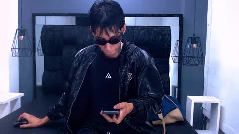 Daniel Delux  online show from 28, 10, 2025