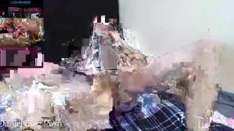 Snapshot of daniel_everhard1 chatting on 7, 1, 2025 Daniel online show from 7, 1, 2025