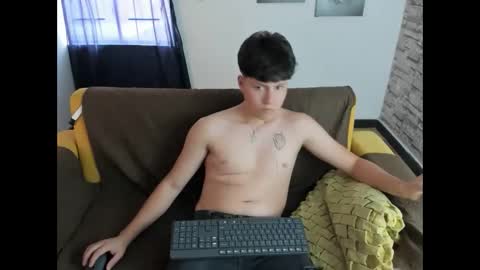 Snapshot of daniel_leon_c chatting on 12, 5, 2026 daniel_leon_c online show from 12, 5, 2026