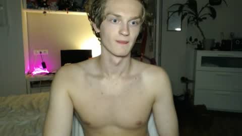Snapshot of daniel_yumm chatting on 16, 7, 2026 Daniel online show from 16, 7, 2026