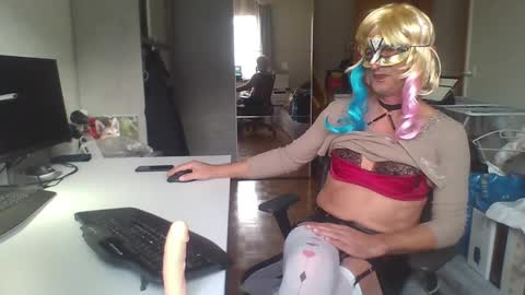 newcumer online show from 20, 1, 2025