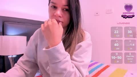 Snapshot of daniela_beauty chatting on 11, 10, 2025 daniela online show from 11, 10, 2025