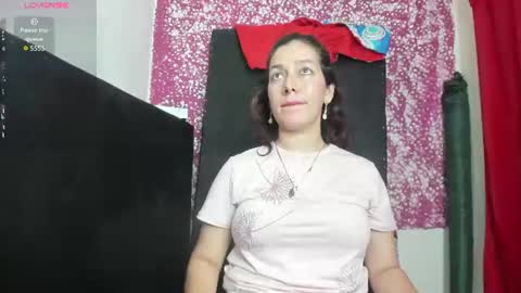 Snapshot of daniela_giraldo88 chatting on 5, 7, 2026 Daniela online show from 5, 7, 2026