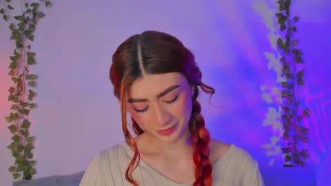 Dani Saenz online show from 2, 12, 2024