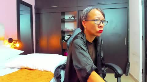 lorena online show from 18, 2, 2025