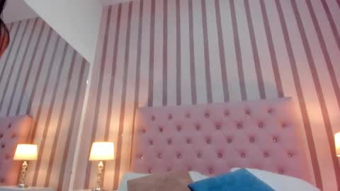 Snapshot of danielaa_soto chatting on 9, 9, 2025 DANI online show from 9, 9, 2025