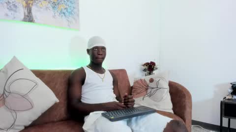 Snapshot of daniell_ferrari chatting on 18, 1, 2025 daniell_ferrari online show from 18, 1, 2025