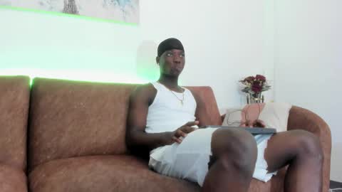 Snapshot of daniell_ferrari chatting on 21, 1, 2025 daniell_ferrari online show from 21, 1, 2025