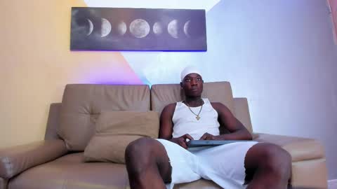 Snapshot of daniell_ferrari chatting on 28, 1, 2025 daniell_ferrari online show from 28, 1, 2025