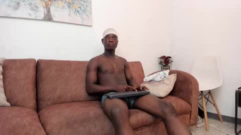 Snapshot of daniell_ferrari chatting on 4, 2, 2025 daniell_ferrari online show from 4, 2, 2025