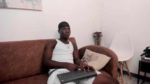 Snapshot of daniell_ferrari chatting on 11, 2, 2025 daniell_ferrari online show from 11, 2, 2025