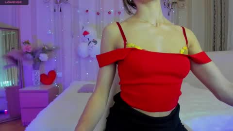 Snapshot of danielle_thomas chatting on 22, 2, 2025 Danielle online show from 22, 2, 2025