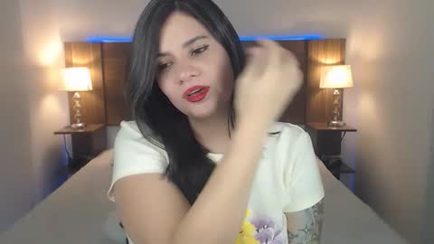 Snapshot of daniellerain chatting on 19, 11, 2025 daniellerain online show from 19, 11, 2025