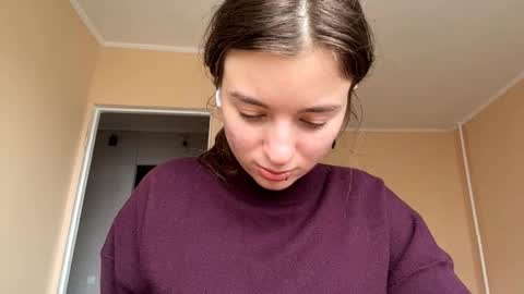 Mia online show from 7, 11, 2025