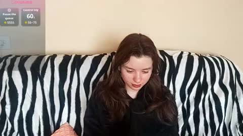 Mia online show from 2, 2, 2026