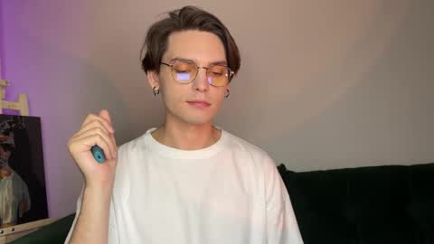 danieltuckerr online show from 5, 10, 2025