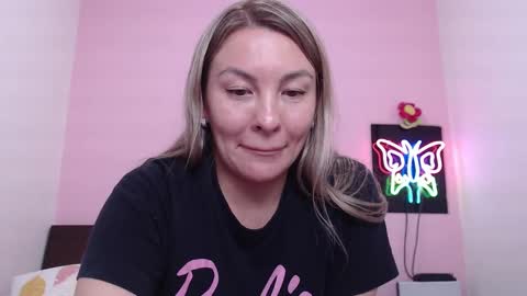 K A R O L online show from 2, 2, 2025