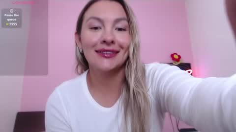 Snapshot of danika_bellaa chatting on 13, 7, 2026 K A R O L online show from 13, 7, 2026