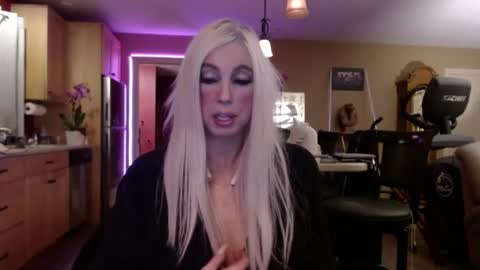 DanikaWhite69 online show from 23, 2, 2025