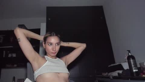 Snapshot of danikrosse chatting on 13, 1, 2025 Danik online show from 13, 1, 2025