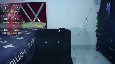 danisabrownn online show from 12, 3, 2025