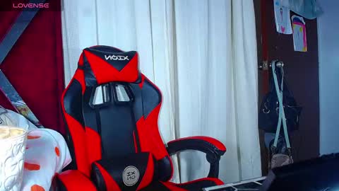 danisabrownn online show from 18, 11, 2025