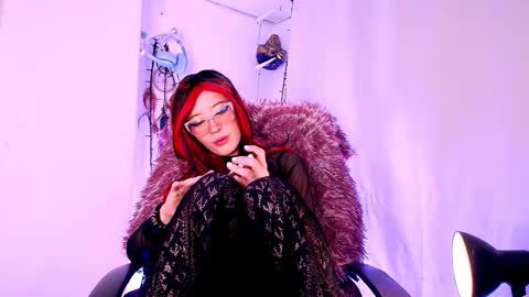 Snapshot of danita_veelz chatting on 17, 10, 2025 danita_veelz online show from 17, 10, 2025