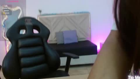 Snapshot of danivilix_tay chatting on 30, 9, 2025 Danivilix Tay online show from 30, 9, 2025