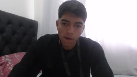Snapshot of danivoyeur21 chatting on 23, 4, 2026 daniel segura online show from 23, 4, 2026