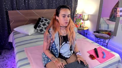 Dannacastle online show from 20, 12, 2024