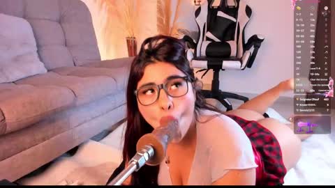 Snapshot of danna_adams1 chatting on 12, 2, 2025 danna_adams1 online show from 12, 2, 2025