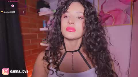 Snapshot of danna_lovs chatting on 25, 9, 2025 Danna Lovs online show from 25, 9, 2025