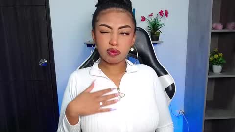 Danna online show from 8, 10, 2025