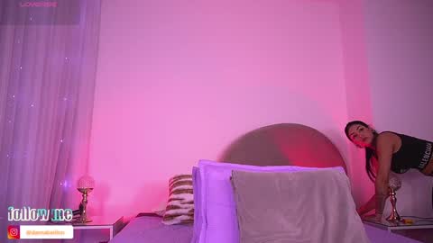 Danna Berlin  online show from 11, 11, 2025