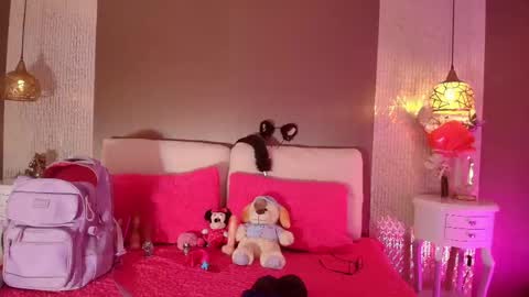 Snapshot of dannadoll69 chatting on 4, 6, 2026 Dannamunoz130 online show from 4, 6, 2026