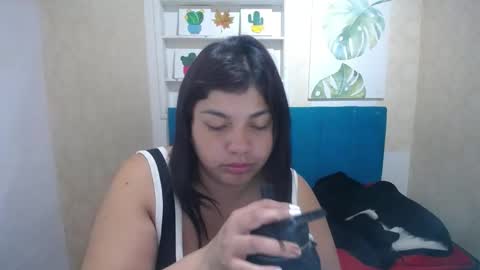 Danna Garza online show from 11, 1, 2025